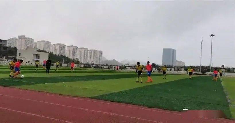 六枝特区第四小学