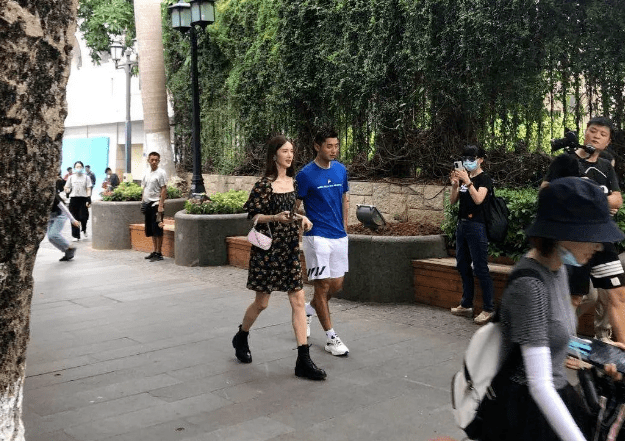 张继科|大瓜！金晨和张继科在一起了？