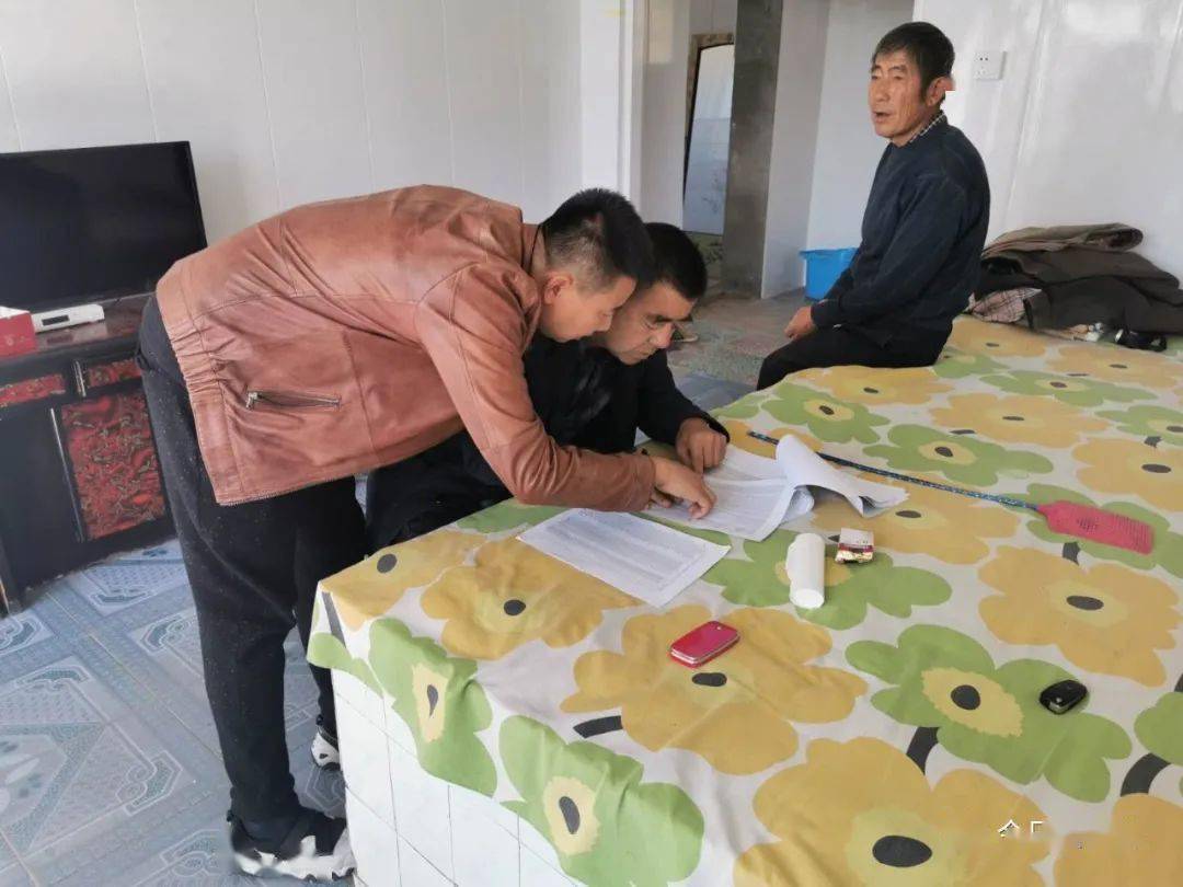 人口扶贫普查_淮滨台头扶贫户人口(2)