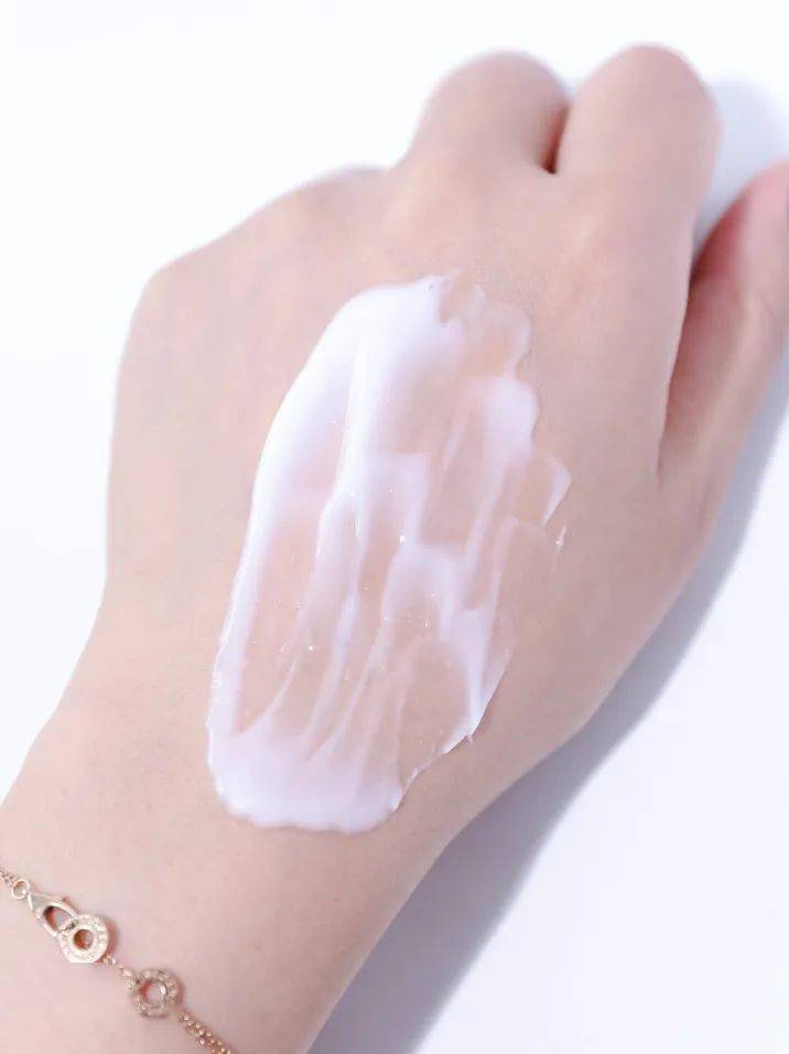 肌肤|空了50瓶身体乳,我总结出了史上最全身体护理指南!