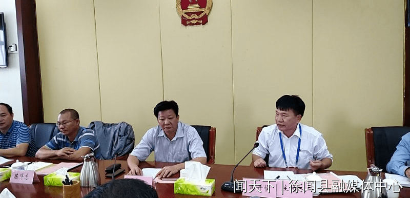 李逸在会上对人大代表在县十六届人大五次会议上提出的六个督办重点