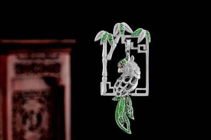 戴久|宝姐:戴翡翠显老?这抹“新绿”了解一下?戴久了连身价都翻番!