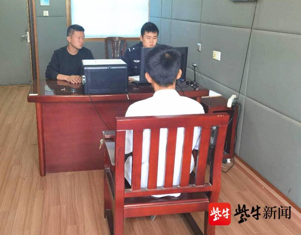 窃贼落网后交代，他本来是找招工企业的，见一