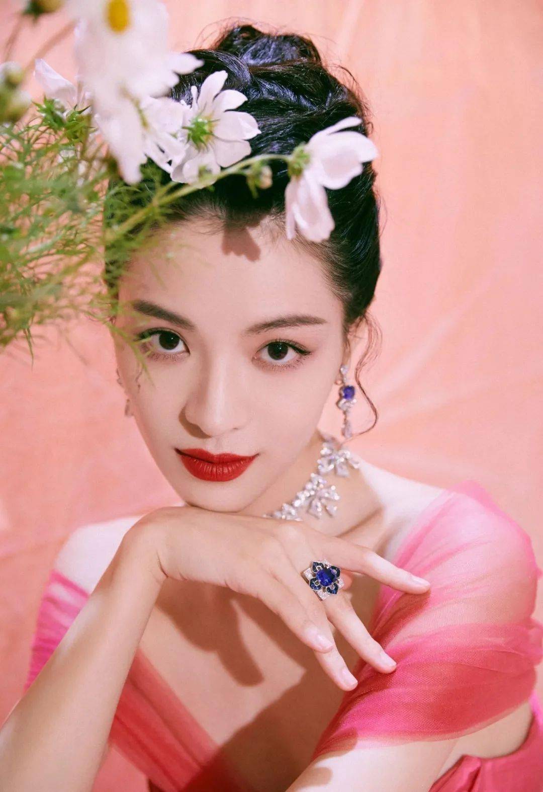 野心|钟楚曦素颜生图流出，她的野心也太大了...