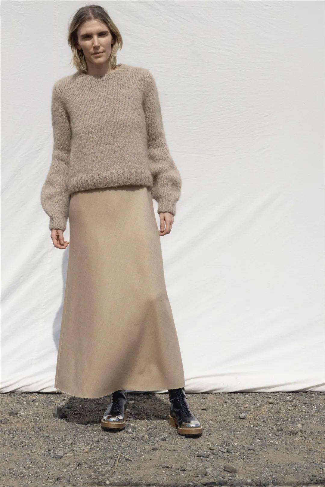 流行色|奶茶可以不喝，但奶茶色一定要拥有！（流行色之裸咖色）