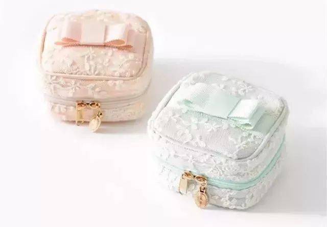 珠宝|有“毒”首饰盒别买！把珠宝都毁的不成样！4招教你买到最合适的首饰盒~