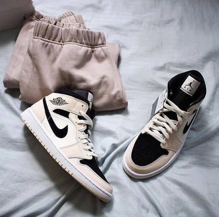 -in-|近期最贵的 10 双女鞋，“奶茶”和“小香奈儿”的同鞋型 battle