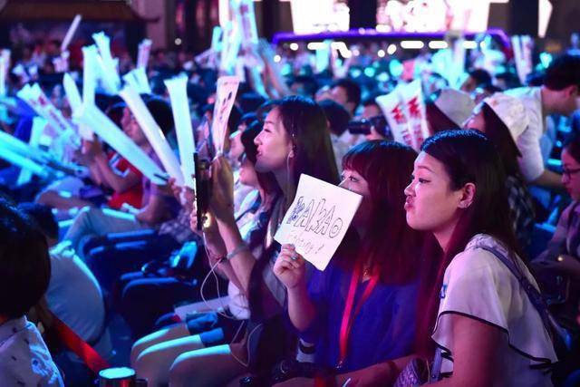 苏宁京东的新仇旧恨：从电商到电竞，苏宁终于