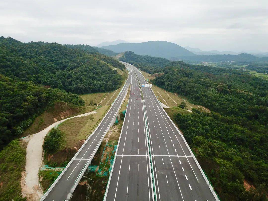 广东惠清高速公路全线通车珠三角生活圈再提速