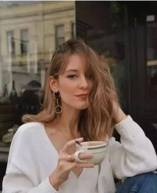 神器|太显脸小了吧!头发蓬松神器,3分钟拯救细软塌!