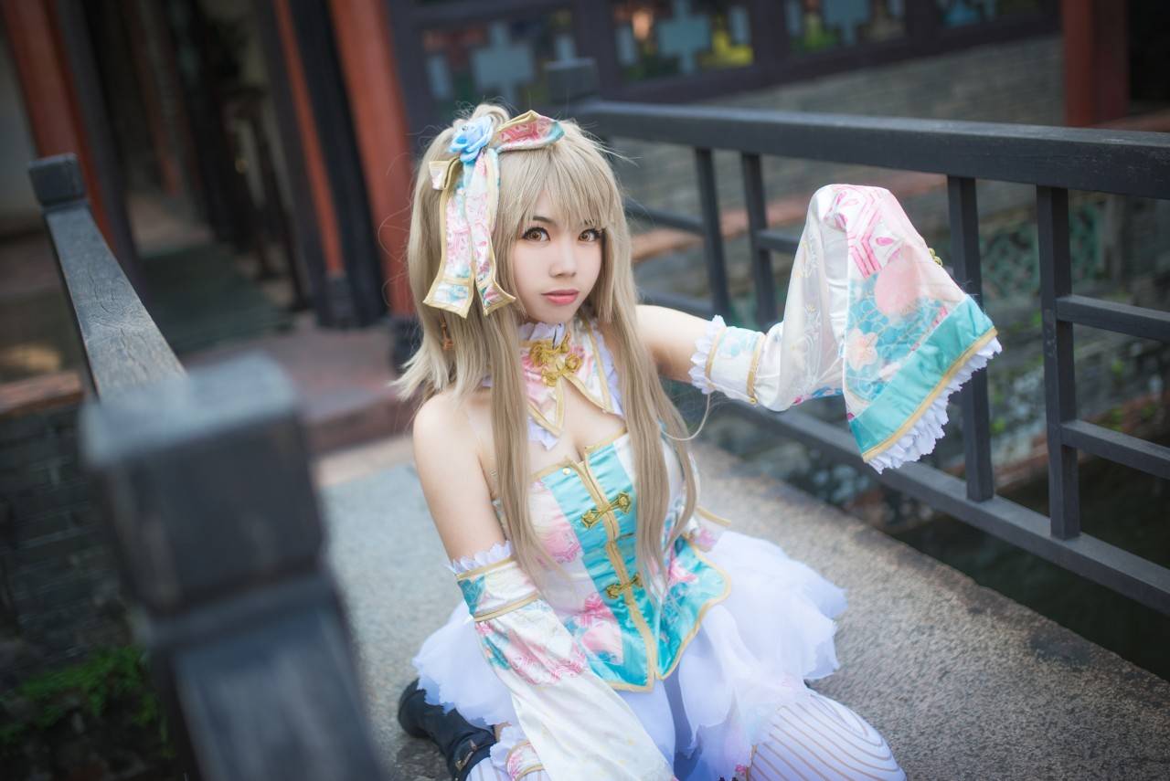 ll南小鸟旗袍觉醒cosplay