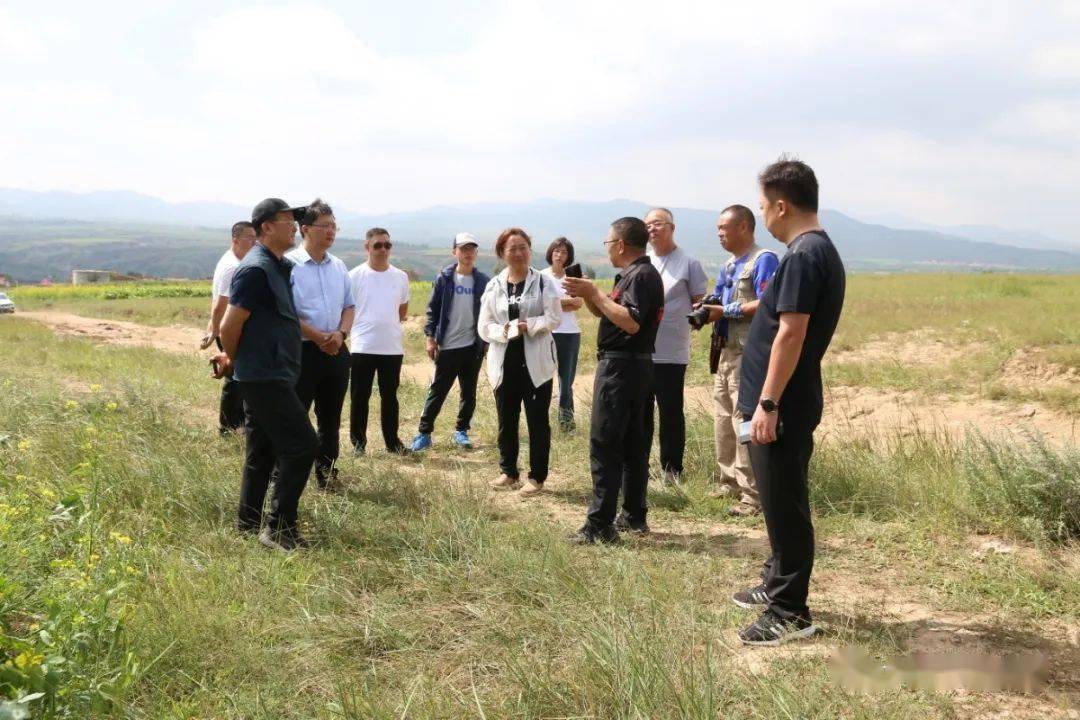 协会陪同山西省政府参事张有喜深入天镇、阳高、新荣、左云进行长城调研
