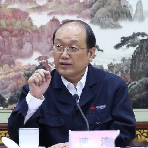 “开云电竞中国”
全员军训开始啦！努力打造“三铁”职工队伍(图1)