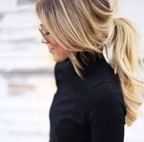 长发|女人不要长发缭乱，这样绑起来最气质！