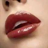 虞书欣|都是女生，她凭什么能活得如此恣意且真实？