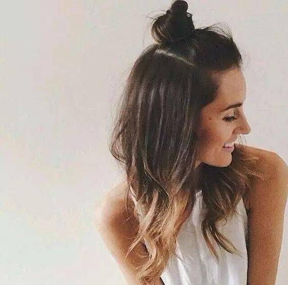 长发|女人不要长发缭乱，这样绑起来最气质！