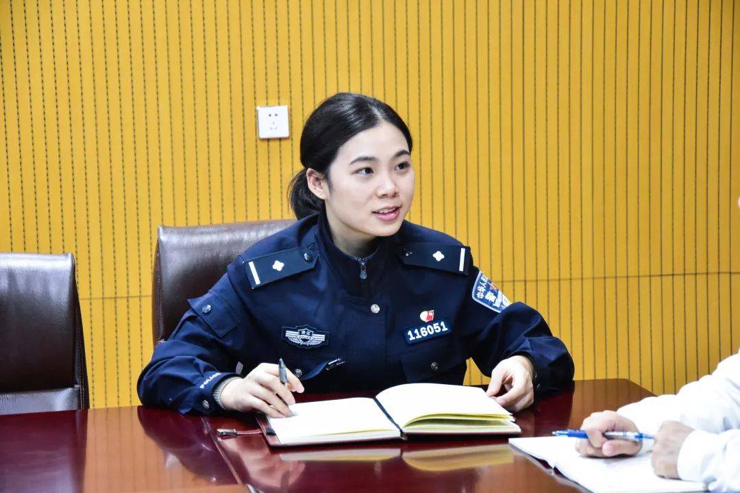 全国詹氏总人口_全国一等奖手抄报