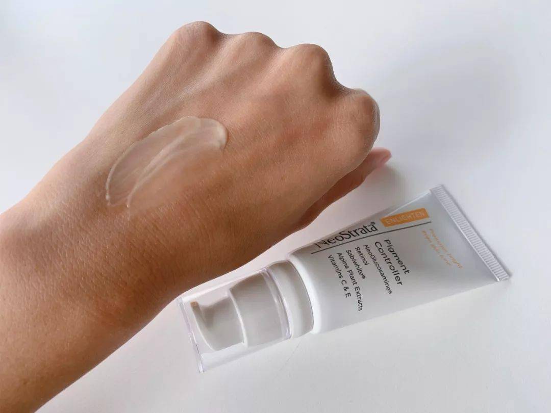 成分|脸上的晒斑、痘印比蛋壳还“脏”......还有救吗？！