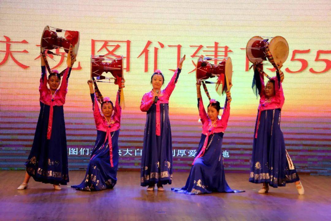 ‘PG公司’
【书香图们】图们市举行“庆祝建市55周年”职工经典诵读角逐(图2) ‘PG公司’
【书香图们】图们市举行“庆祝建市55周年”职工经典诵读角逐(图2)