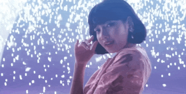 短发|Lisa亲身示范，短发女生真的可以性感又可爱！