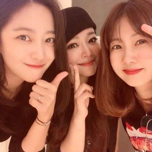 眼影|美人计 | 眼睛又大又有神的赵宝儿，居然是个肿眼泡