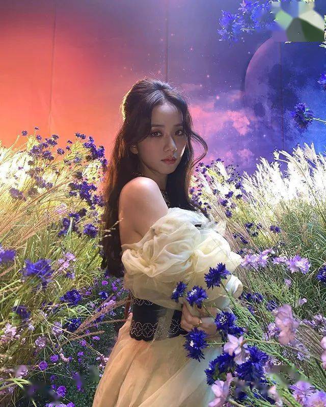 瑞小美|答应我，下次剪头发带着BLACKPINK的新专辑去好吗？