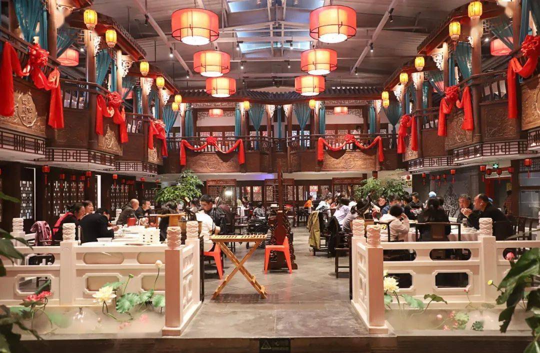 四世同堂餐厅人均消费_四世同堂餐厅平面图(2)