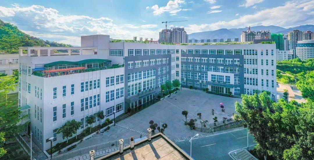 教育部临床医学专业认证专家组来我校认证考察