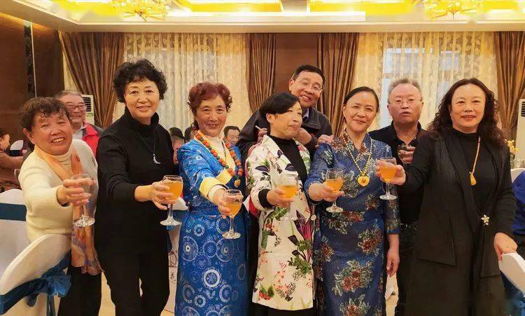 康定市2020年gdp_康定情歌简谱