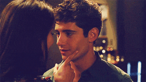 a4ad3a6e1dc14d5d96c4adcfa021c3f8.gif