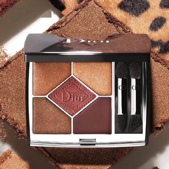 眼影|秋天换新装，别忘了给眼睛也安排上呀！