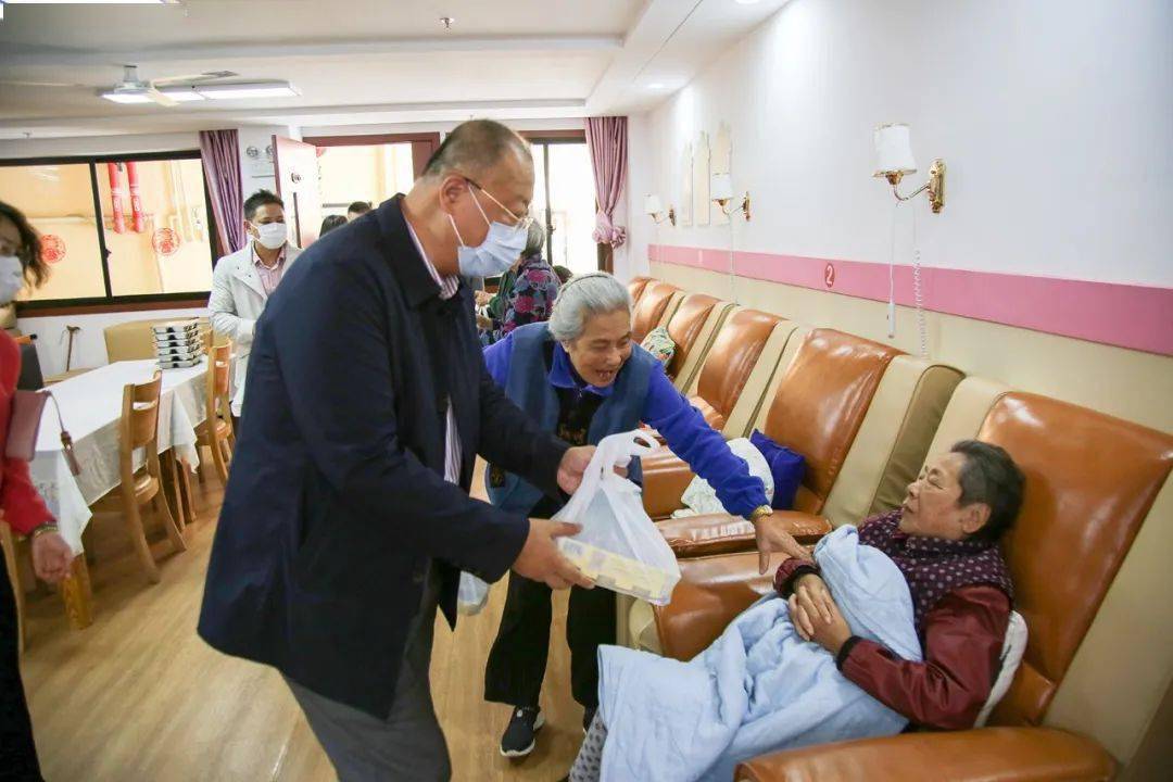 弘扬养老孝老敬老传统共建共享老年友好社会江浦路街道开展敬老月主题