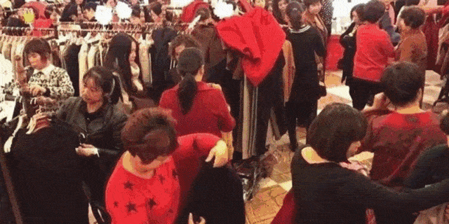 服装|马龙美女们,太漂亮了!上千款新款服装低价大甩卖!