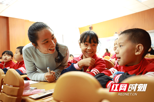 扶贫|通道：千里扶贫送教 真情近在咫尺