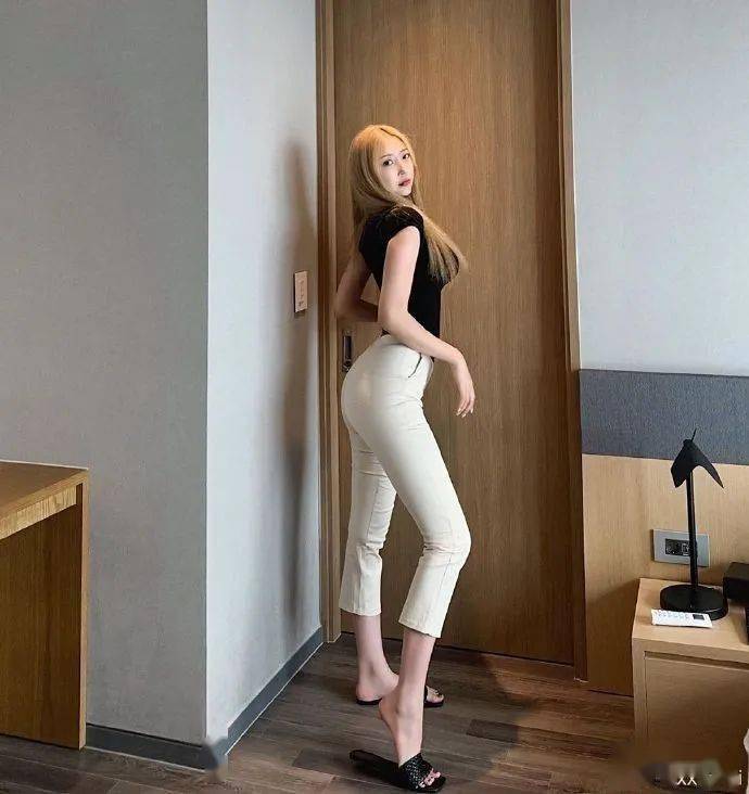 752ef4c89c9d4fa3b6362d9db311c2b7.jpeg
