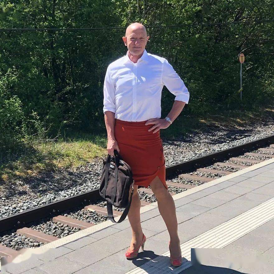 性别|挑战你的观念极限，裙子和高跟鞋不仅仅只适合女性！