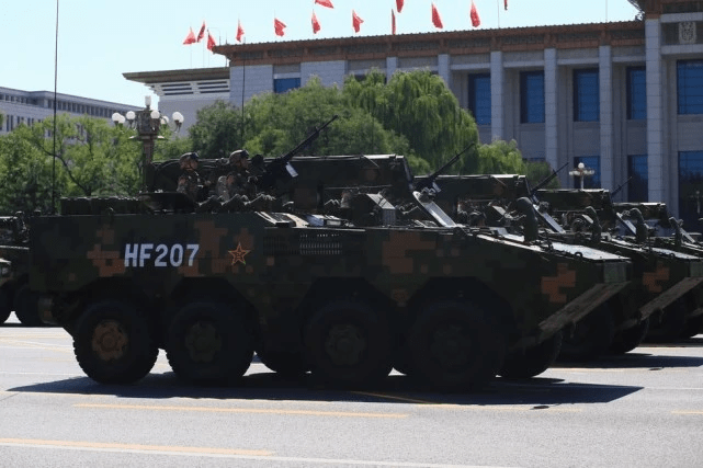 台军：“我是起重机，我是起重机”