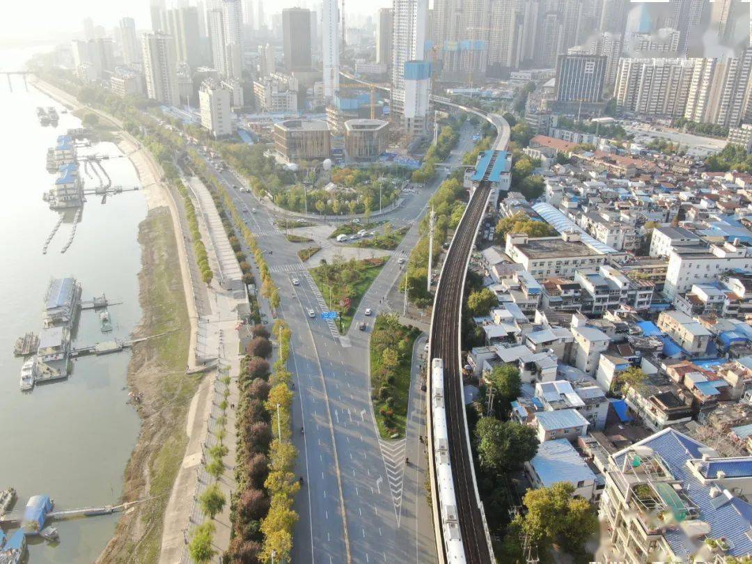 北岸城市核心功能区 新增一条靓丽的沿江风景线 沿河大道(硚口路~三环