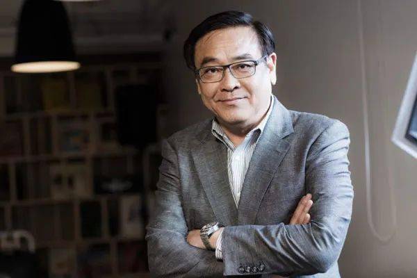 《尔冬升》:最近很火的尔冬升,你可能不知道他有多全能