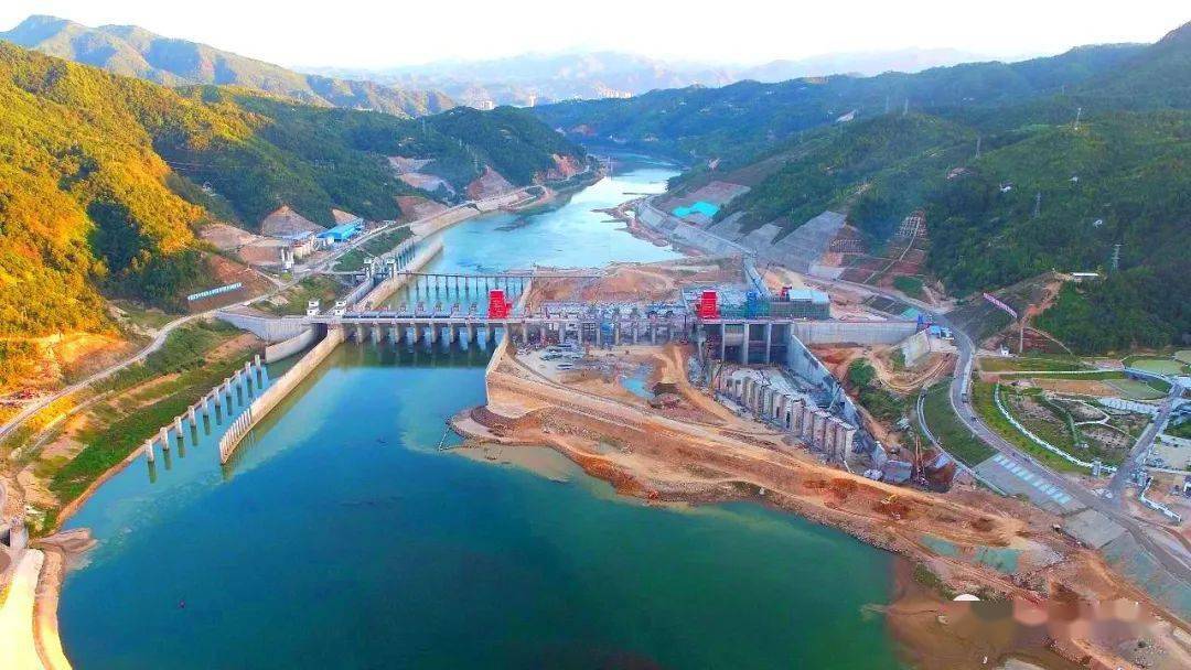 (韩江高陂水利枢纽工程建设全景图)