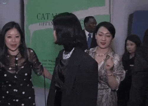 短发|倪妮的新发型太美了！技术分析：什么样的人适合港风短发？