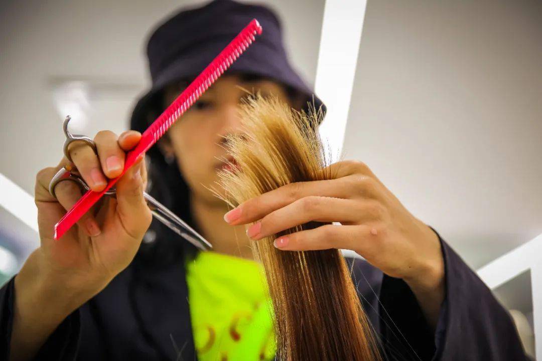 美发|姐妹们！「TOP级美发大师」梵创造型，11.11特惠来袭！