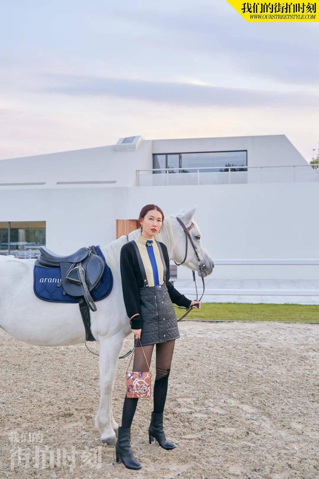 时装|胡杏儿 唐艺昕 张梓琳 TA们的穿搭满足你的秋日绮想吗？