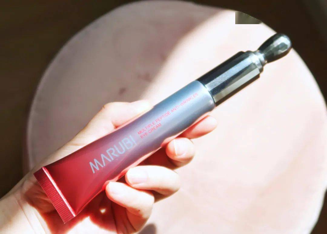 鱼尾纹|黑眼圈、肿眼泡、鱼尾纹，眼睛到底有多暴露年龄？