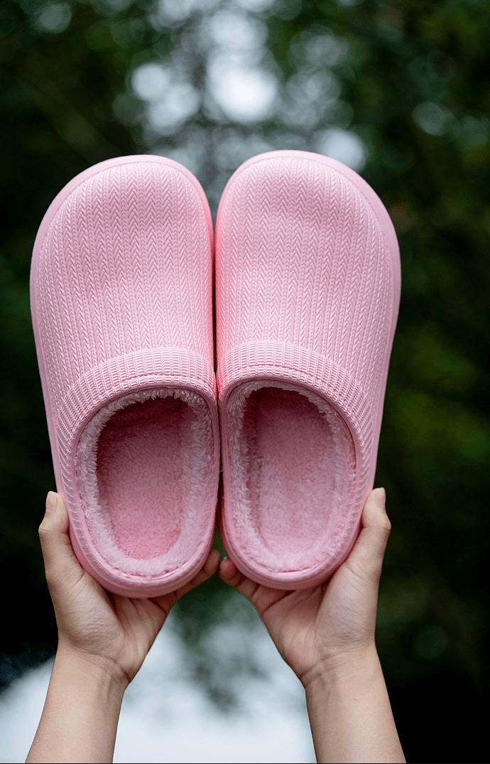 鞋底|今年这双“会发热”拖鞋火了！每走一步都在享受