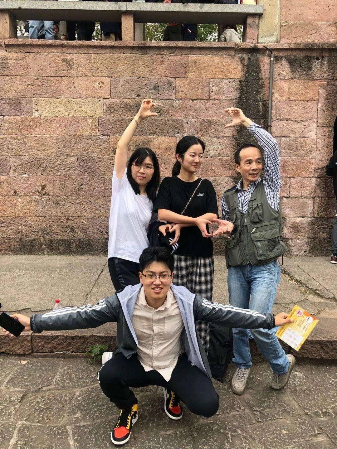 【跃动新保俶】创意pose投票