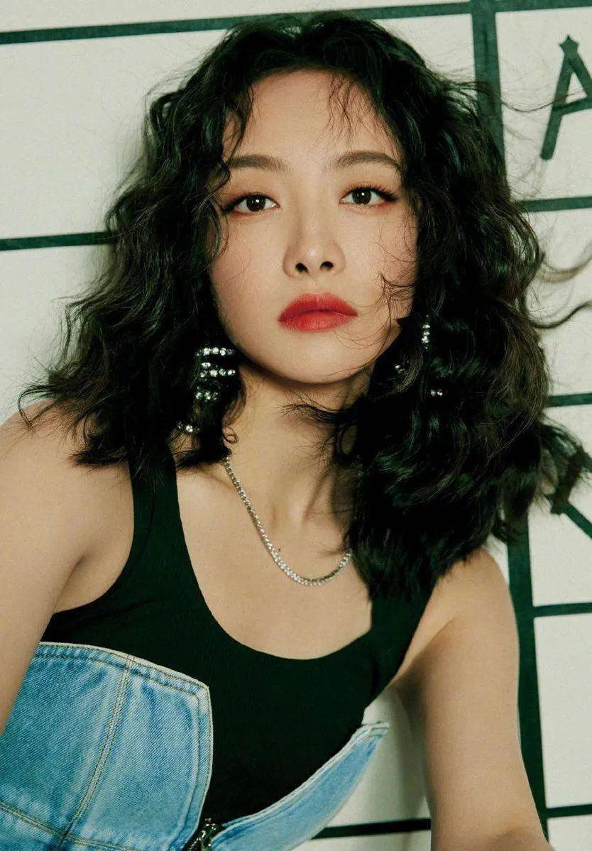 羊毛|撩个头发都风情万种？杨幂真是好港一女的！