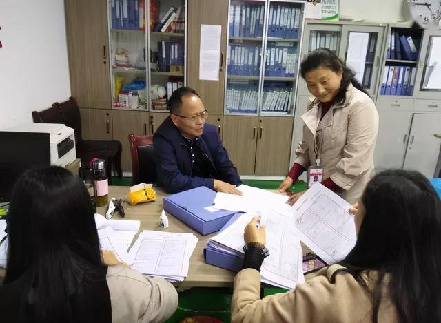 社区推进人口普查工作_社区人口普查照片(2)