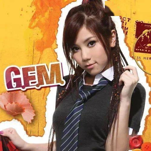 ‘PG入口’
邓紫棋成名曲〈Where Did U Go/写不完的温柔〉单曲循环!唱到心坎里~|尤克里里+吉他弹唱谱(图1) ‘PG入口’
邓紫棋成名曲〈Where Did U Go/写不完的温柔〉单曲循环!唱到心坎里~|尤克里里+吉他弹唱谱(图1)