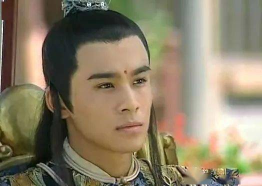 仙人掌|灵芝护肤？仙人掌敷脸？大牌们真是越来越敢了！